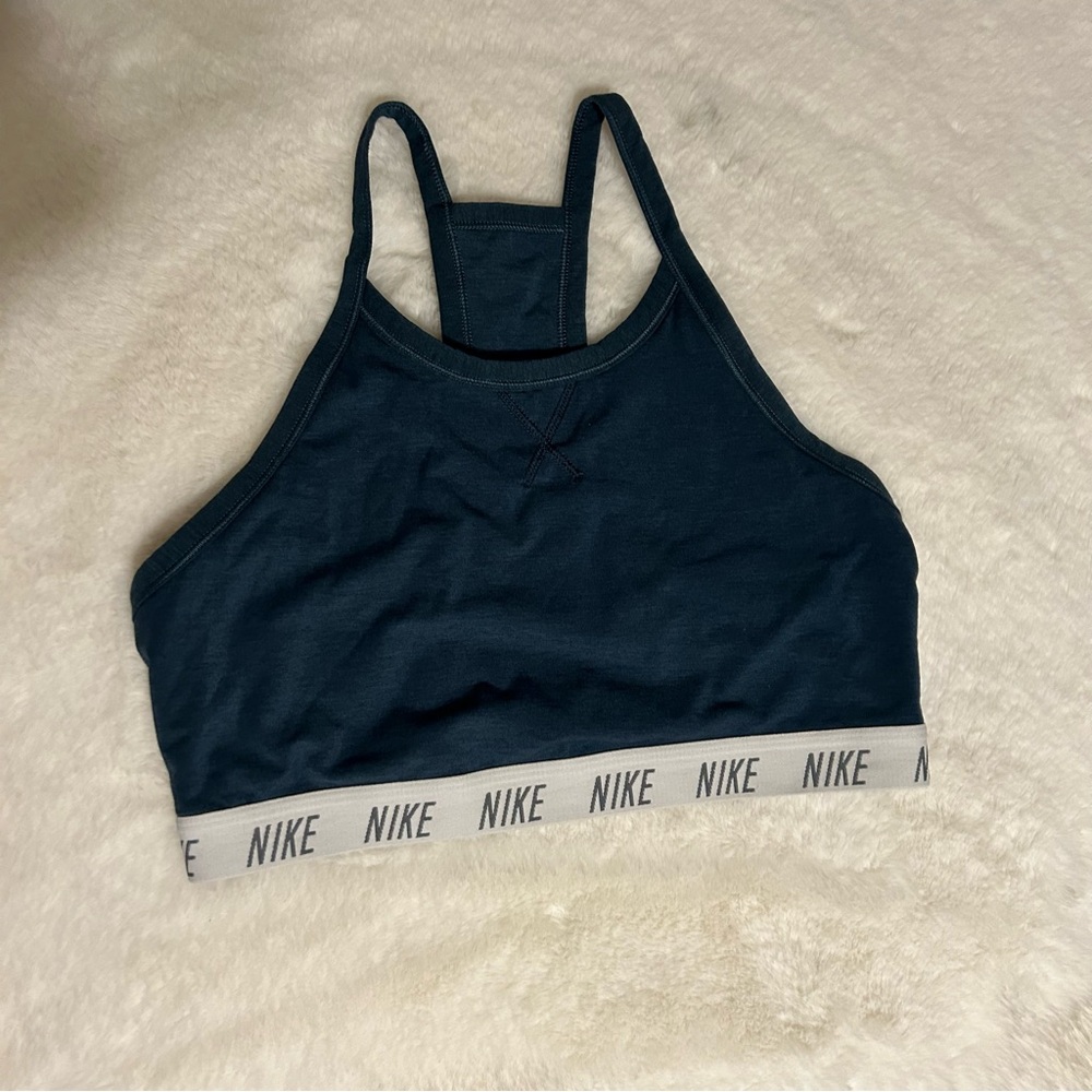 Women’s Nike blue sports bra